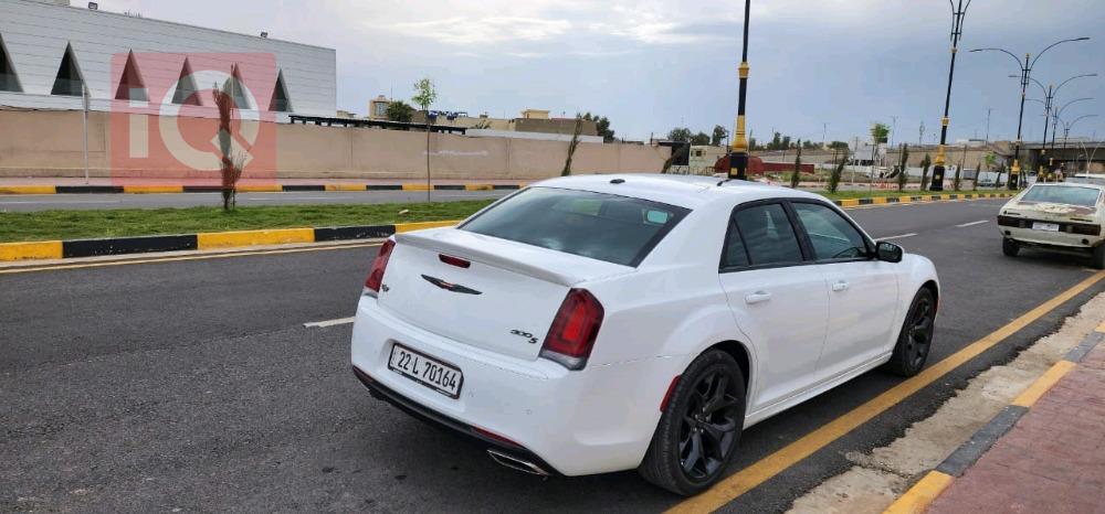 Chrysler 300